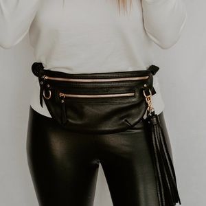 Tah Nomad Leather Fanny Pack
